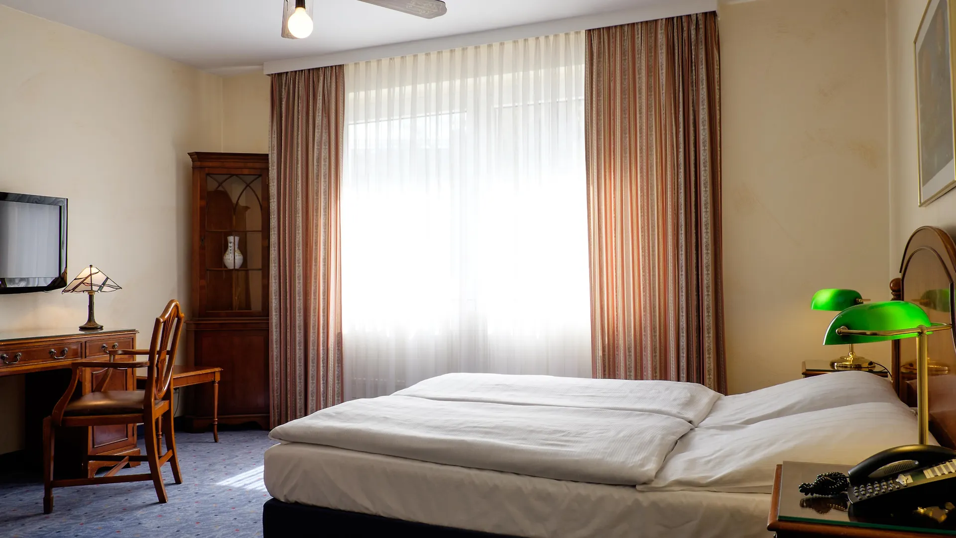 Hotel Koenigshof Am Funkturm Ανόβερο Γερμανία